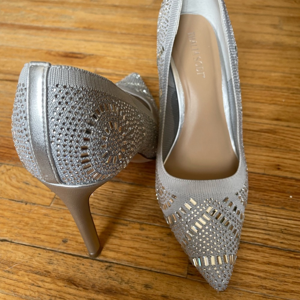 Women’s kaia bling pointed toe pumps